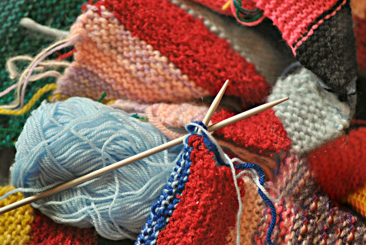 knitting, knitting needle, knit, knitwear, wool, yarn, knitting stitch, craft handcraft, fashion red, blue, yellow, pink, knitting, knitting, knitting, knitting, knitting
